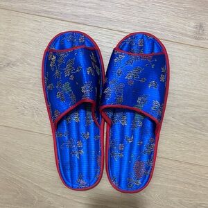 New home slippers Floral Blue and Red Slippers